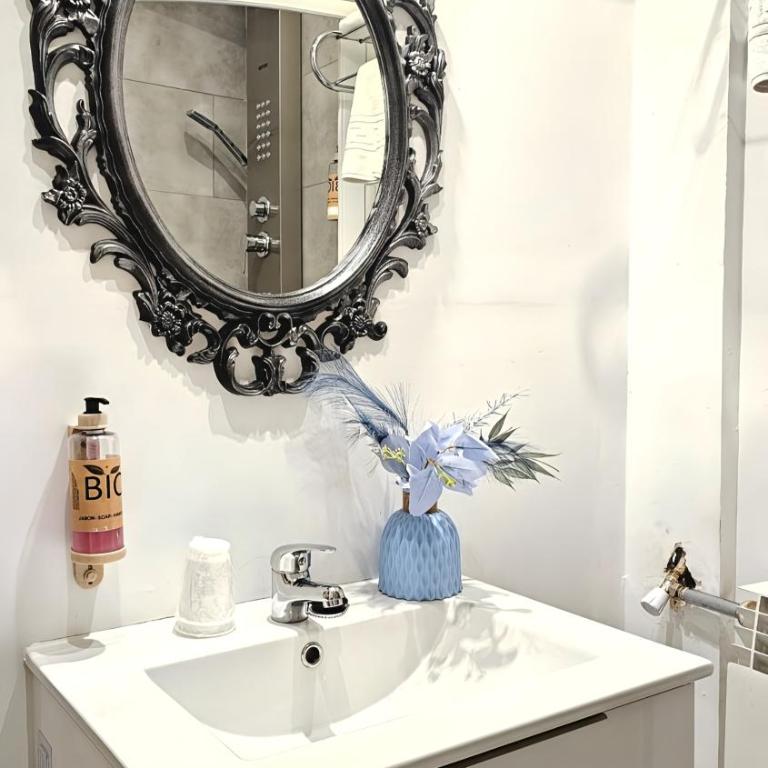 Hostal La Rosa - Twin Room - 7