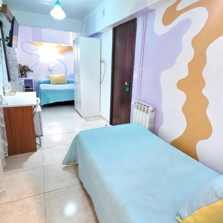 Hostal La Rosa - Triple Room - 5