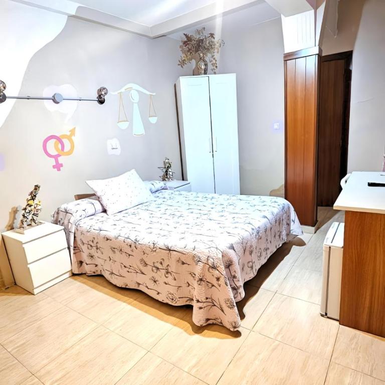 Hostal La Rosa - Double Room - 17