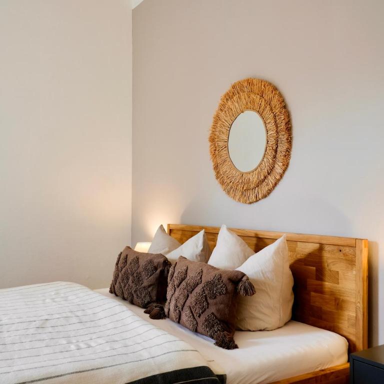 City Center Boutique Apartments - Schlossberg View - Free Parking - Deluxe Apartment mit Balkon und 2 Schlafzimmern - 11