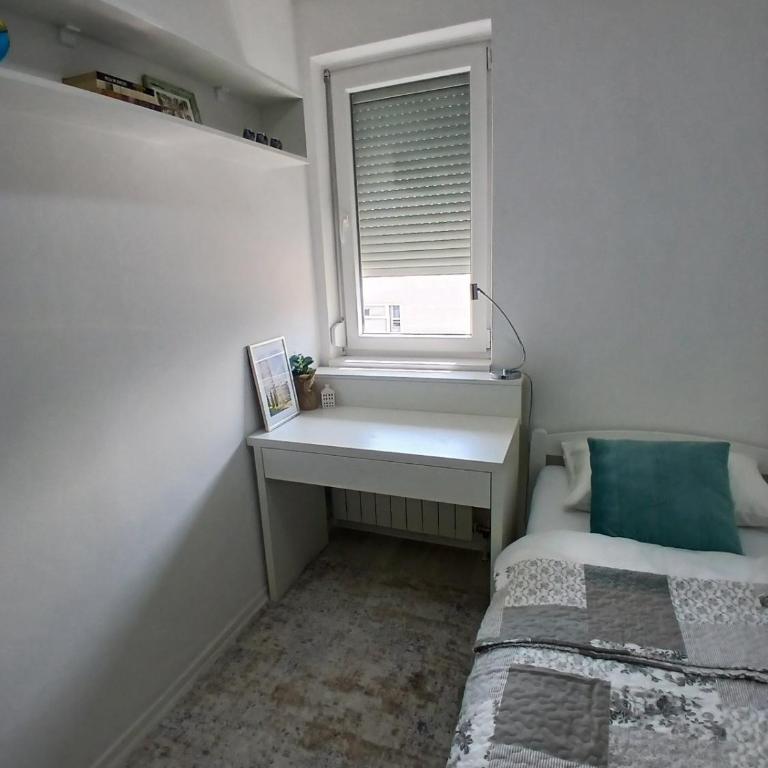 4th Floor Apartment - Two-Bedroom Apartment - 14