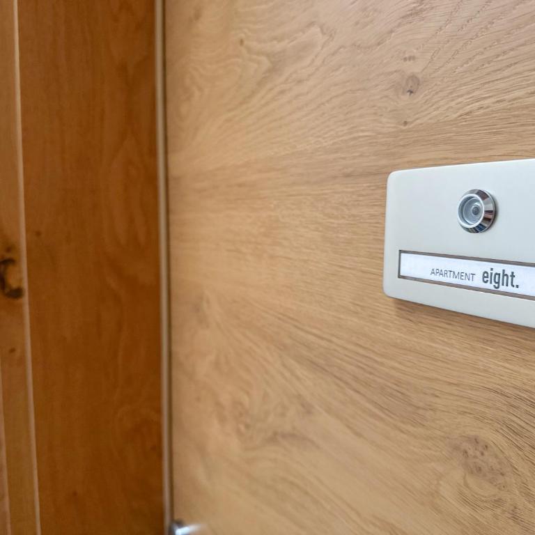 "EIGHT" Premium Apartments Seekirchen, charmante 3-Zi-Dachgeschoss-Wohnung mit Balkon - Apartment mit 2 Schlafzimmern - 31
