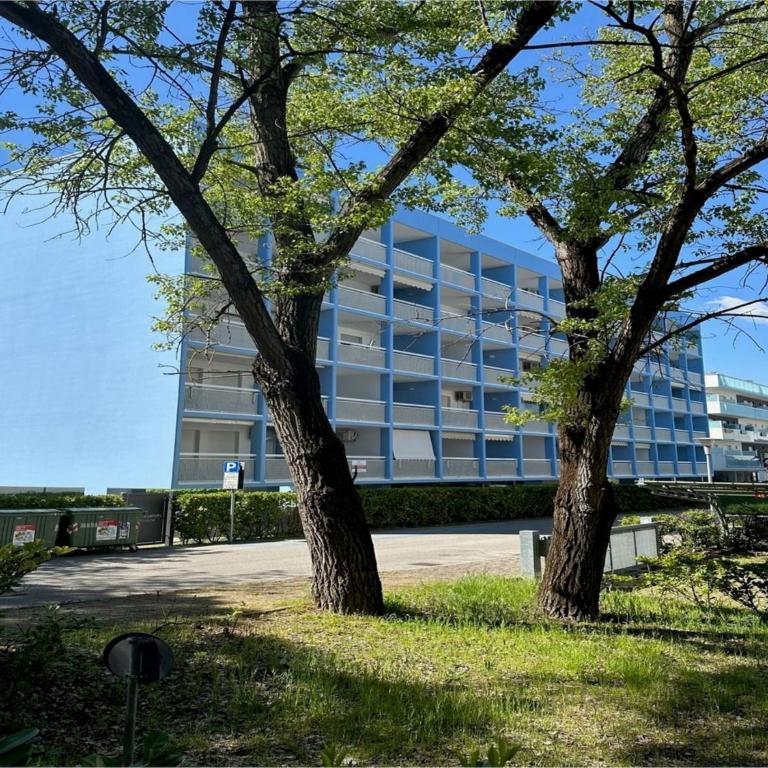 Bright apartment near the beach in Bibione - Apartment - 17