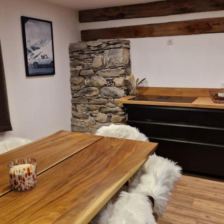 Chalet Serine - St Martin de Belleville - Élégance au coeur des 3 Vallées - Duplex pour 6 - Apartment mit 2 Schlafzimmern - 12