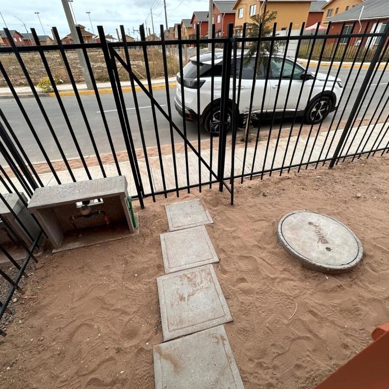 Julieta kirkwood - Three-Bedroom House - 6