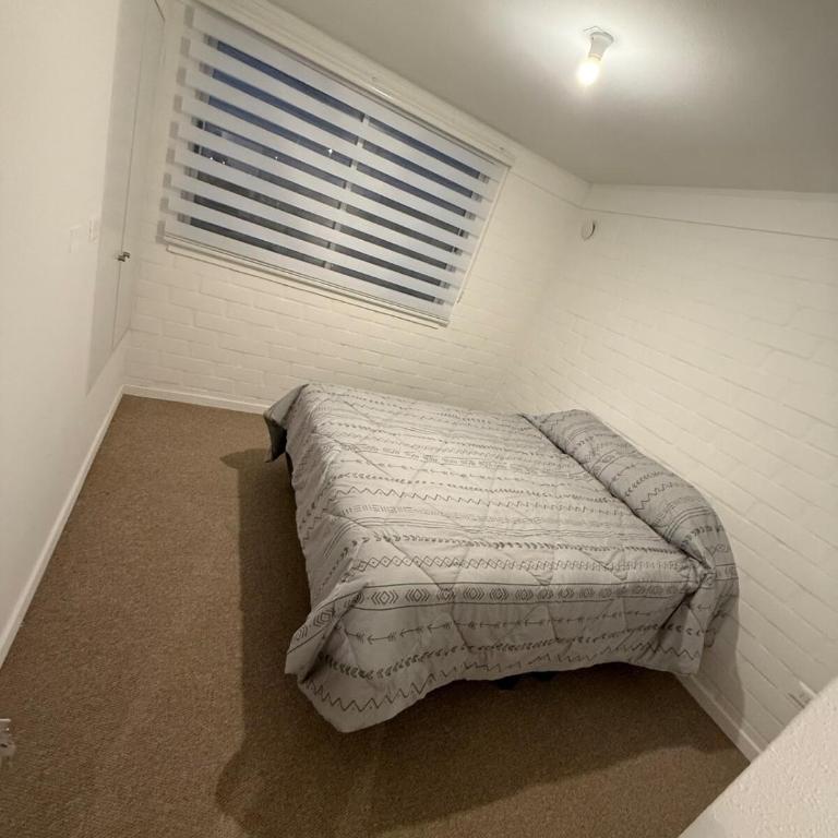 Julieta kirkwood - Three-Bedroom House - 15