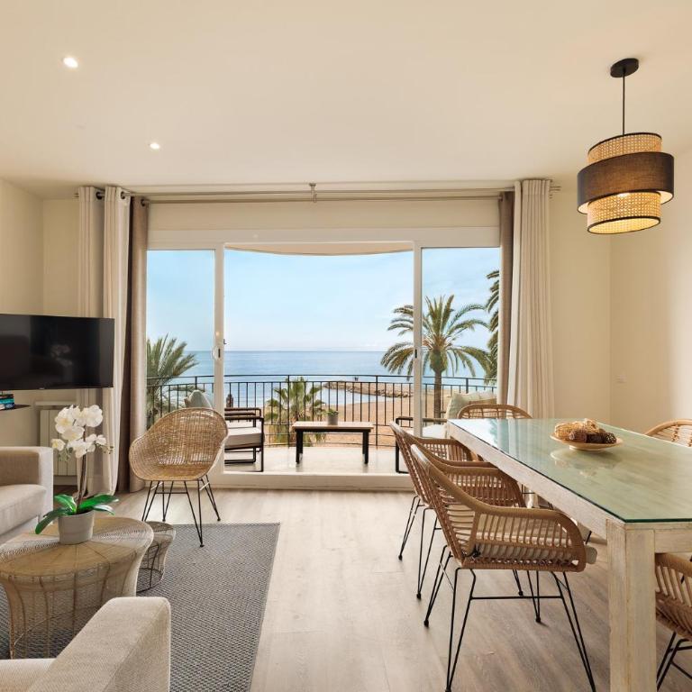 Sitges Group Ocean - Apartamento de 3 dormitorios con vistas al mar - Paseo de la Ribera, 15 - 23