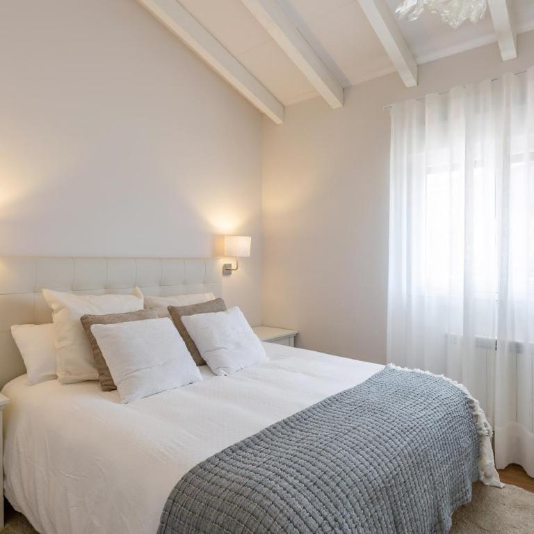 El Pañuelico de Estafeta- ático con terraza by Clabao - Apartamento Superior con vistas a la ciudad - 9