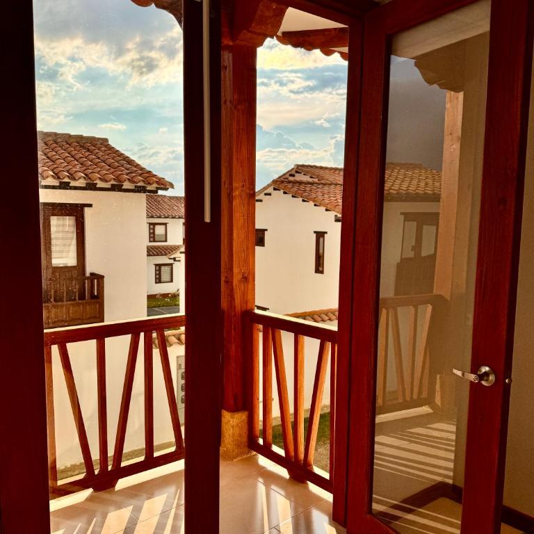 Refugio encantador en la Villa de Leyva - Habitación Doble Deluxe con balcón - 4
