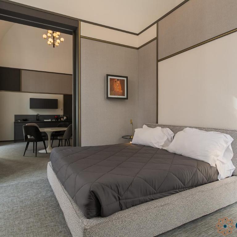 Palazzo Piccinni 97 by Apulia Accommodation - Suite Familiare Deluxe - 8