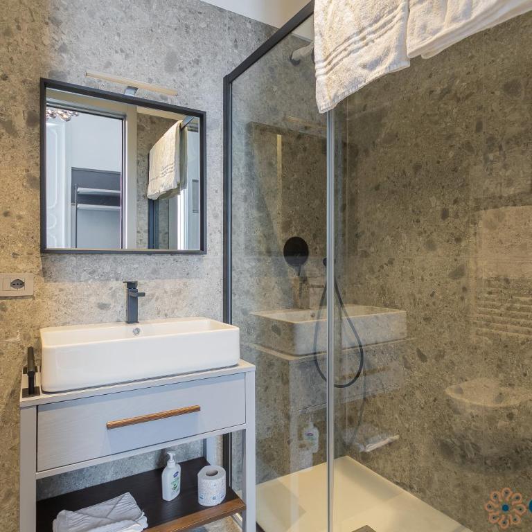 Palazzo Piccinni 97 by Apulia Accommodation - Suite Familiare Deluxe - 19