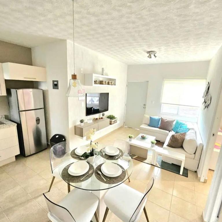 Departamento Cancún Norte - Two-Bedroom Apartment - 6