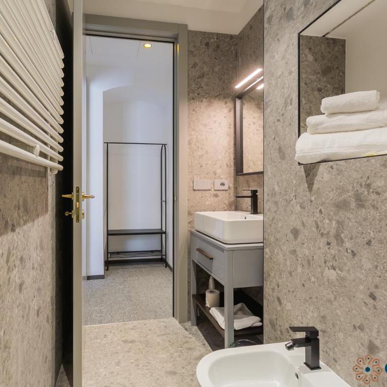 Palazzo Piccinni 97 by Apulia Accommodation - Suite Familiare - 8
