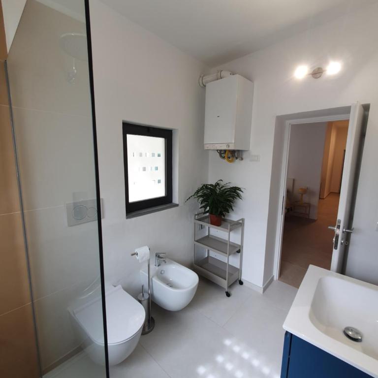 Pitti Rainbow - Double Room with Private Bathroom - 4