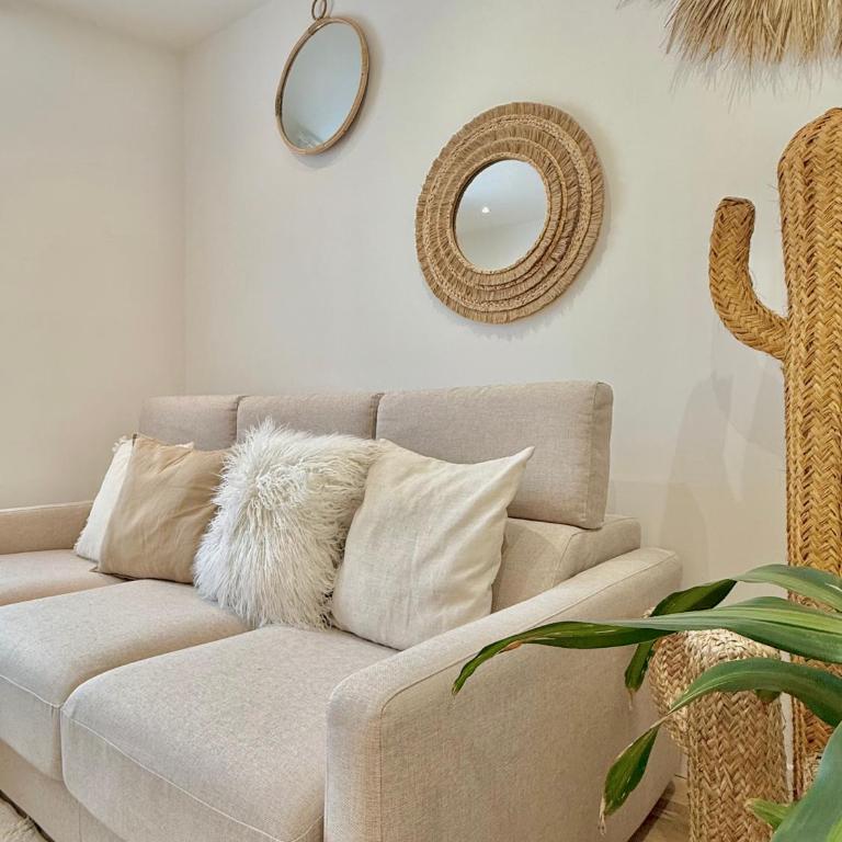"Le Nid Douillet" 6 personnes de 60m2 au coeur de ville avec terrasse, parking gratuit - Two-Bedroom Apartment - 28
