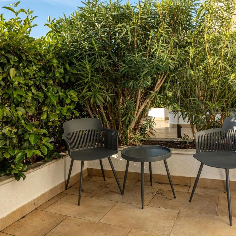 Boka Bay Residences - Deluxe Double Room (2 Adults + 1 Child) - 4