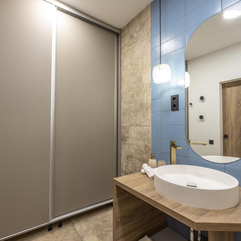 Boka Bay Residences - Deluxe Double Room (2 Adults + 1 Child) - 3