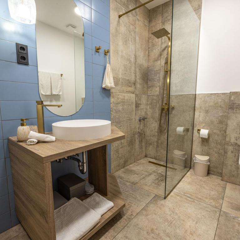 Boka Bay Residences - Deluxe Double Room (2 Adults + 1 Child) - 7