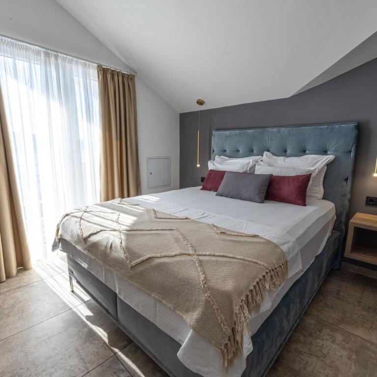 Boka Bay Residences - Deluxe Double Room (2 Adults + 1 Child) - 5