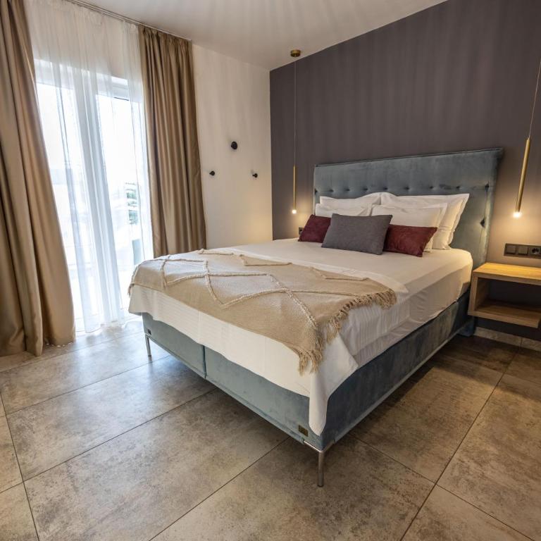 Boka Bay Residences - Deluxe Double Room (2 Adults + 1 Child) - 24