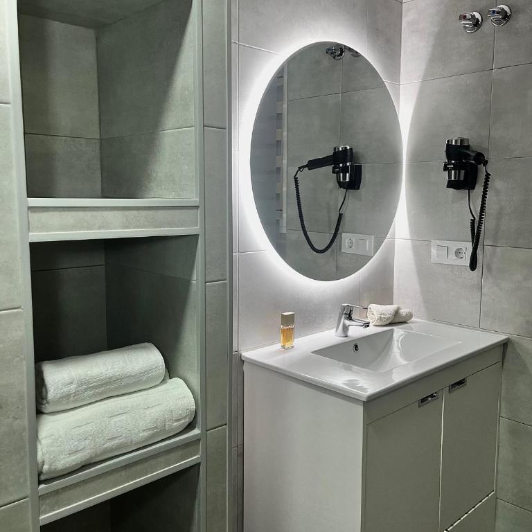 Hostal Los Mellizos - Chambre Quadruple Premium - 4