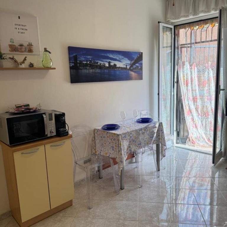 Casa Girasole Sanremo centro - Appartamento con 1 Camera da Letto - 32