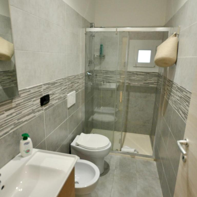H2ome Lagaccio Stazione Principe, 4 camere 2 bagni, AC - Apartment - 56