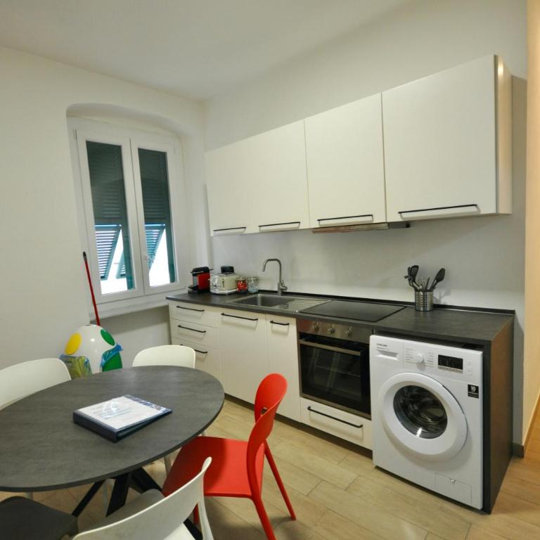 H2ome Lagaccio Stazione Principe, 4 camere 2 bagni, AC - Apartment - 2
