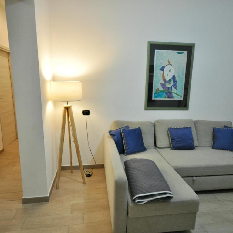 H2ome Lagaccio Stazione Principe, 4 camere 2 bagni, AC - Apartment - 66