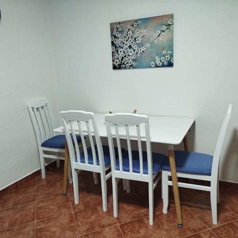 Daydream Apartment in Podgorica - One-Bedroom Apartment - 4