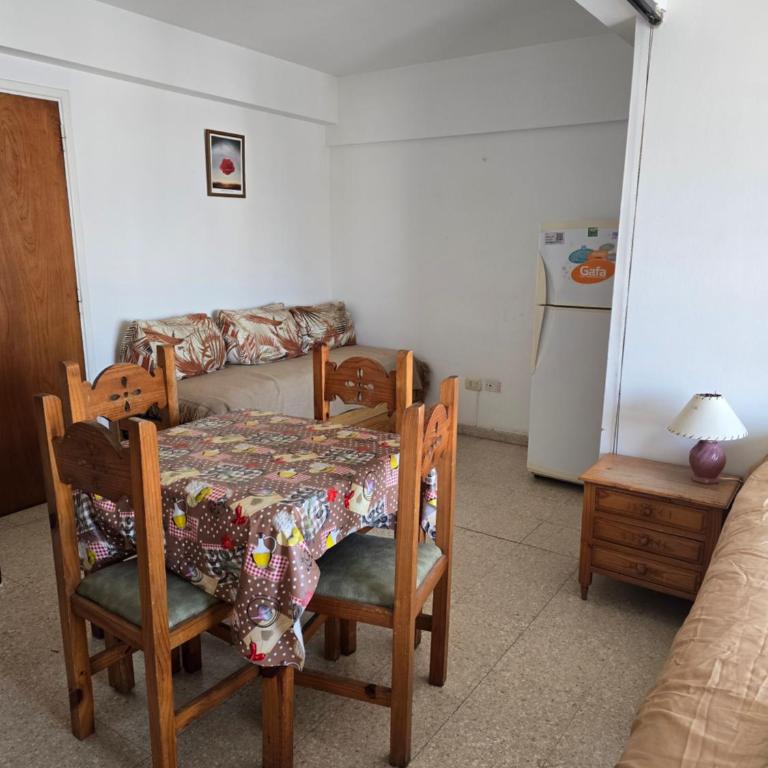 1 ambiente zona centro - Apartamento de 1 dormitorio - 2