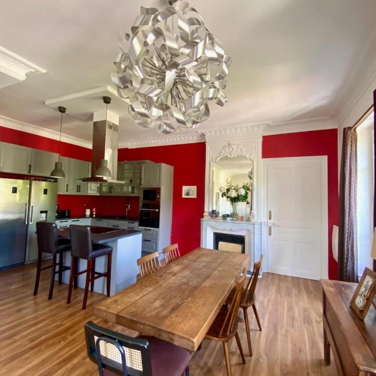 Charmant T3 ,100m2, centre ville, classé 3 étoiles - Appartamento con 2 Camere da Letto e con Vista - 27