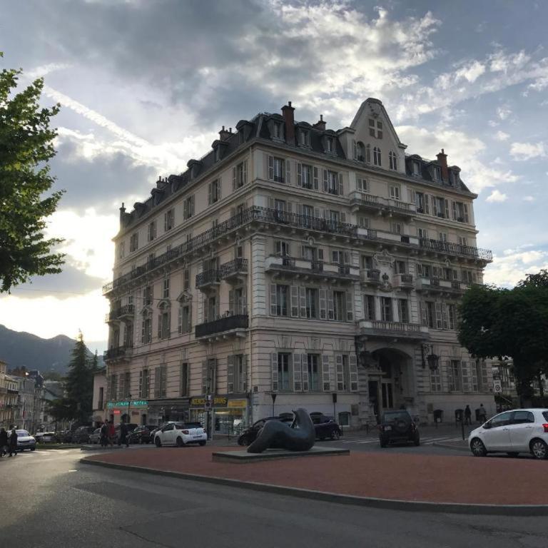 Charmant T3 ,100m2, centre ville, classé 3 étoiles - Appartamento con 2 Camere da Letto e con Vista - 32
