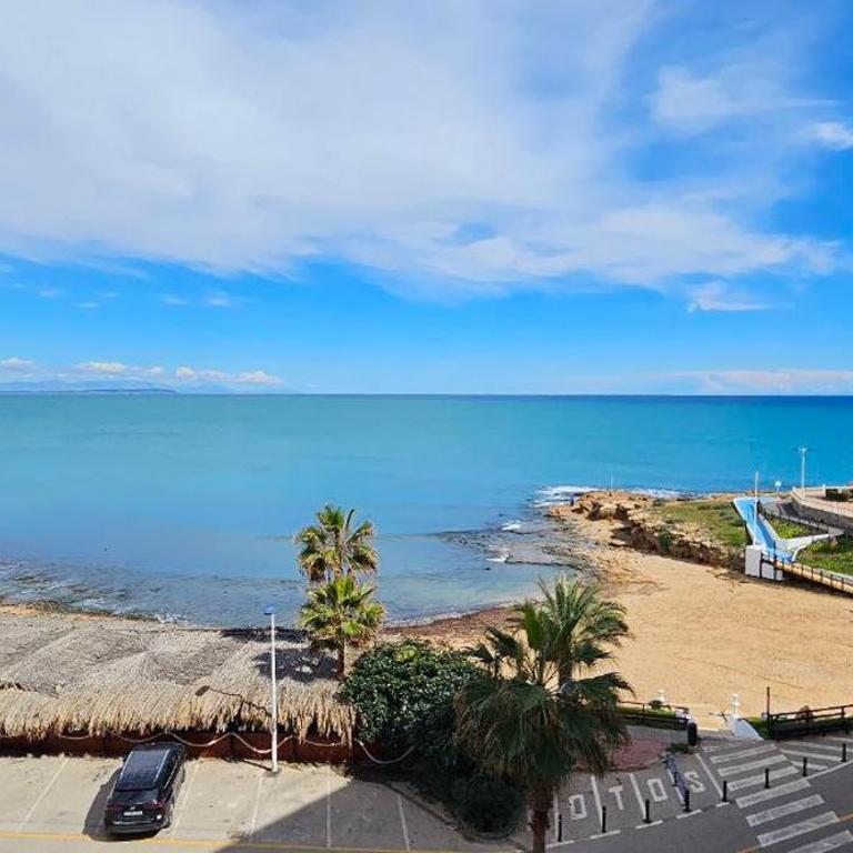 Vista Mar Torrevieja - Apartamento de 2 dormitorios con vistas al mar - 2