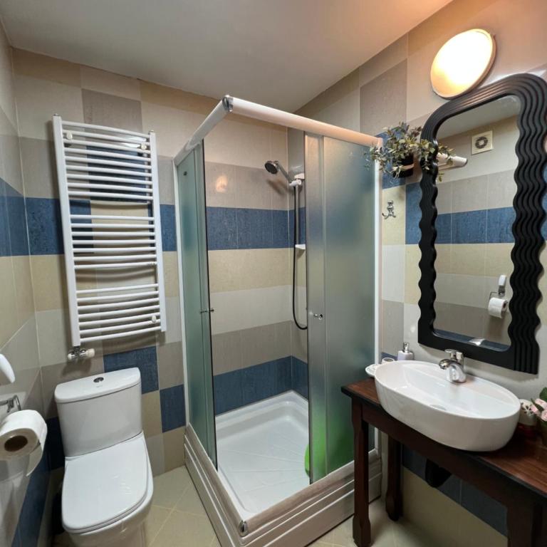 Mama - One-Bedroom Apartment - 11