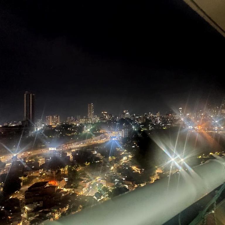 Nuevo, Vista Increible, Wifi900MB, cerca a Centro Comercial Cacique, Piscina y Gym - Apartamento de 2 dormitorios - 2