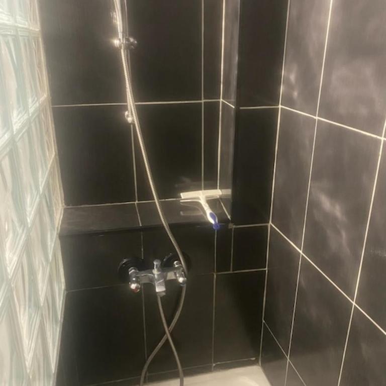 Charmant appart avec jardin - Maison 1 Chambre - 4