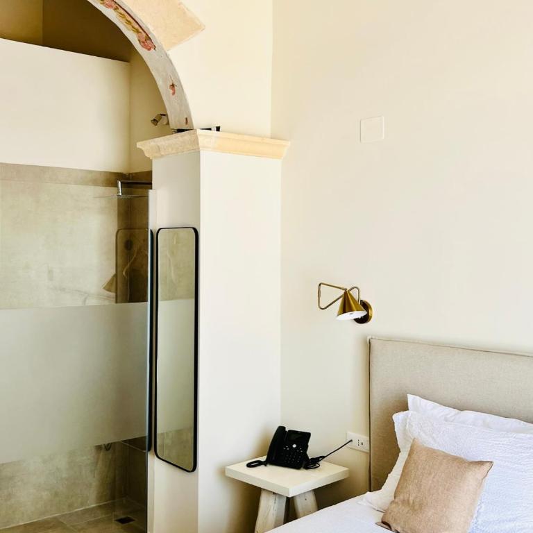 Palazzo Matà Boutique Hotel - Camera Matrimoniale Deluxe con Balcone e Vista Mare - 22