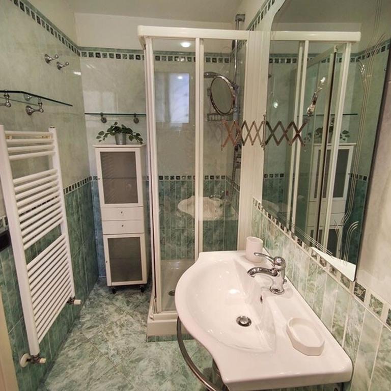 Casa di Alessia - Two-Bedroom Standard Apartment - 6