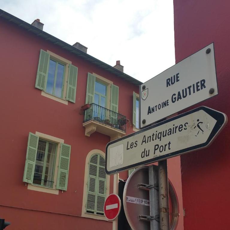 Ze Perfect Place - Ideal ! 2 Pièces Antiquaires, Port Garibaldi - Appartement Supérieur - 27