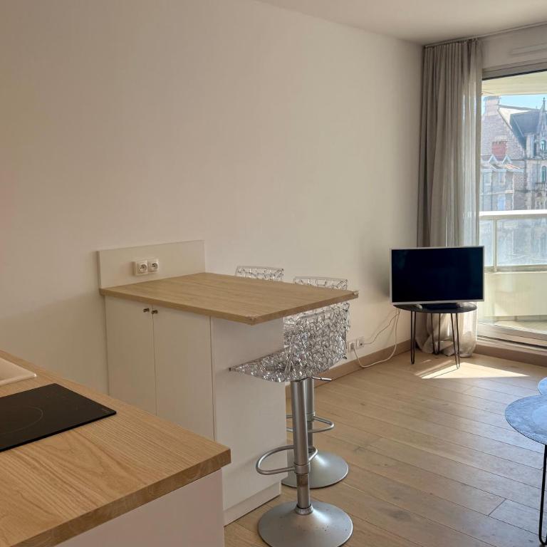 Mira Marvel - WIFI - Climatisation - 100m plage - Appartement 1 Chambre - 7