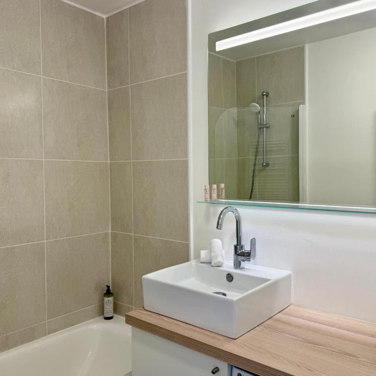 Mira Marvel - WIFI - Climatisation - 100m plage - Appartement 1 Chambre - 10