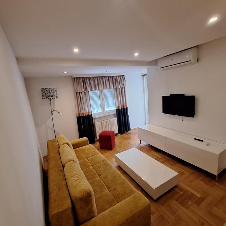 Luks 2 apartment - Apartman sa 2 Spavaće Sobe - 1