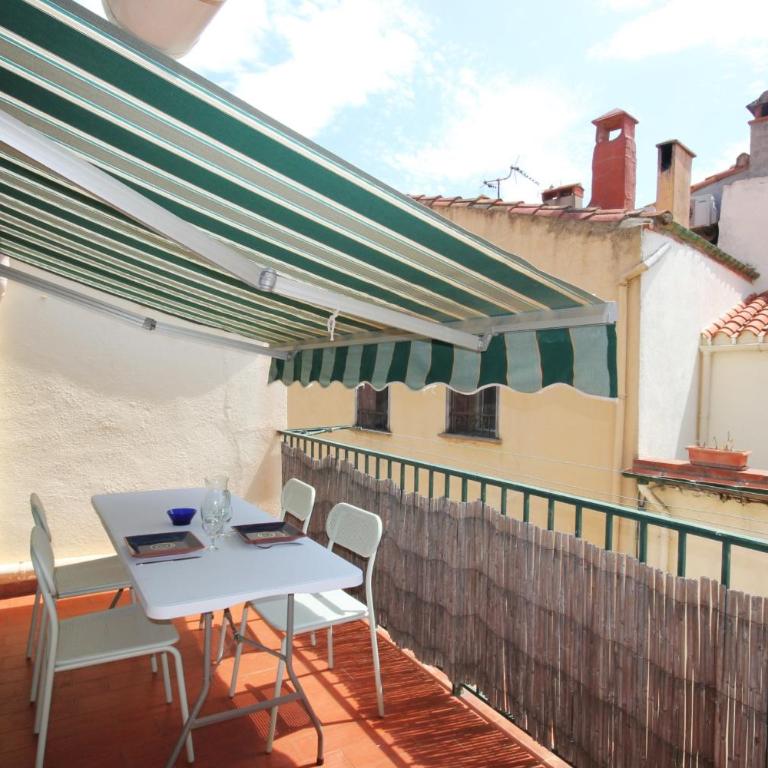 Le Poisson Bleu - One-Bedroom Apartment - 2