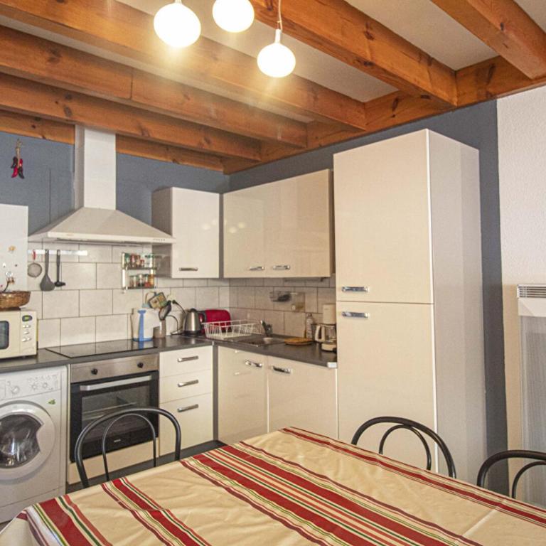 Appart 3 pièces - Apartamento de 1 dormitorio - 2