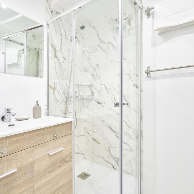 Alojamiento Abajo10 Centro - Apartamento de 3 dormitorios - 16