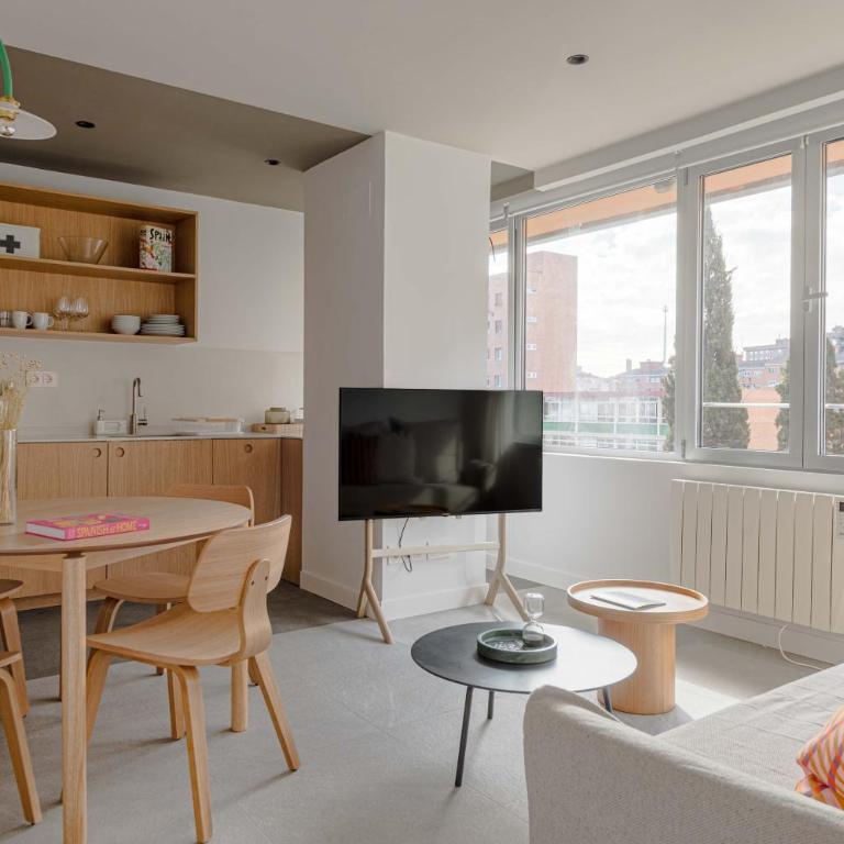 Moderno y Luminoso piso cerca al Paque del Retiro - Apartamento de 1 dormitorio - 2
