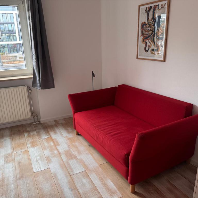 8 min per U-Bahn zum Marienplatz - 120 qm Schwabing - 3 SZ - 2 Bäder - 9 Personen - Three-Bedroom Apartment - 21