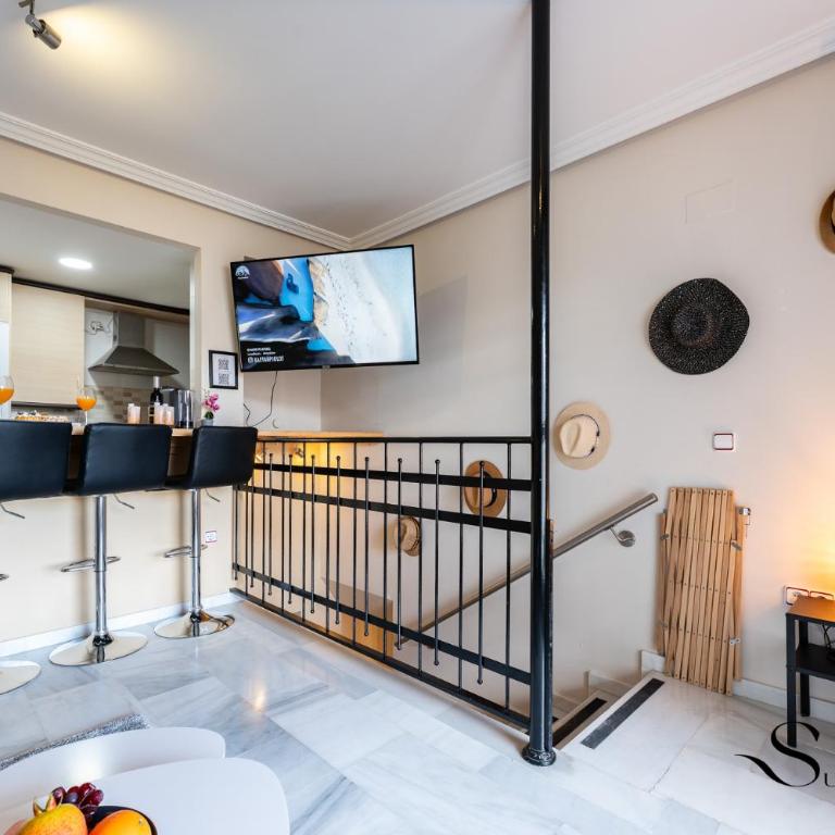 Cozy 2 Bedroom Duplex, Parking, Terrace, Office, Pool! - Apartamento de 2 dormitorios con balcón y vistas al mar - 17