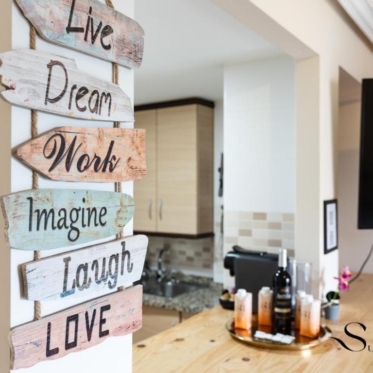 Cozy 2 Bedroom Duplex, Parking, Terrace, Office, Pool! - Apartamento de 2 dormitorios con balcón y vistas al mar - 21
